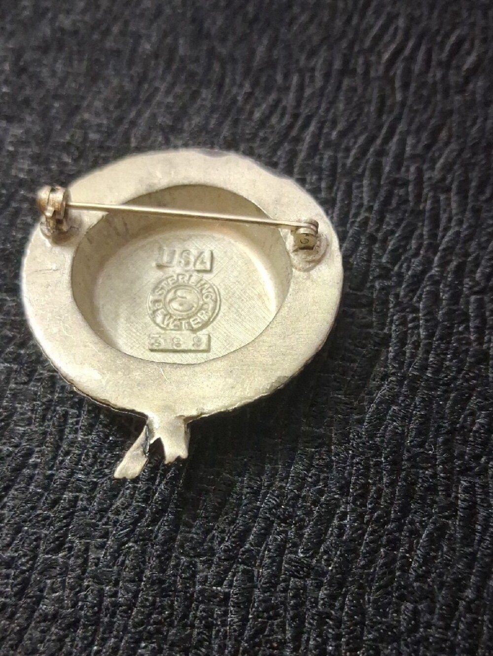 Sterling Pewter Silver Straw Hat Brooch with Bow - Silver Women's Jewelry - Picture 2 of 4